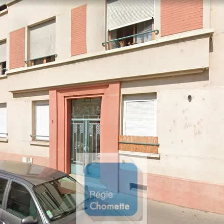Rent this 3 bed apartment on 42 Rue Lafontaine in 69100 Villeurbanne, France