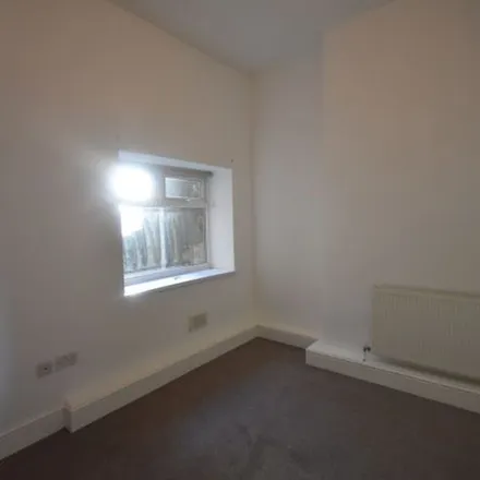 Rent this 2 bed apartment on Newport Road in Cardiff, CF24 1RR