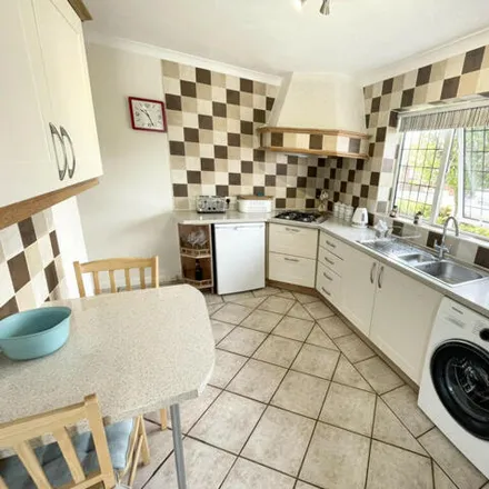 Image 5 - Meadow Crescent, Blackpool, FY6 7QX, United Kingdom - House for sale