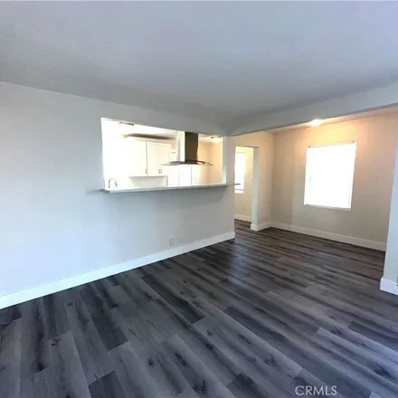 Image 3 - 890 Flora Street, Barstow, CA 92311, USA - Apartment for rent