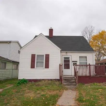 Buy this 3 bed house on 3193 Dartmouth Street in Detroit, MI 48217