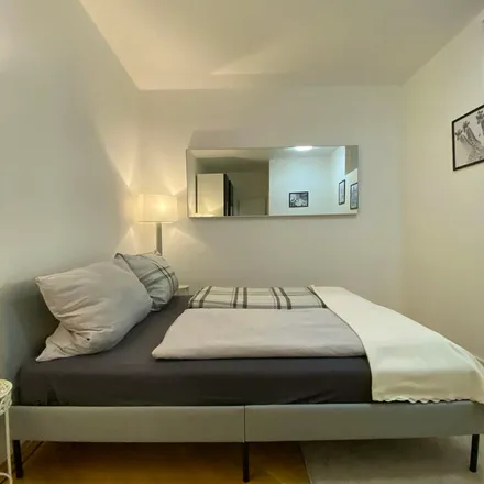 Rent this 1 bed apartment on Römerhofweg in 85748 Garching bei München, Germany