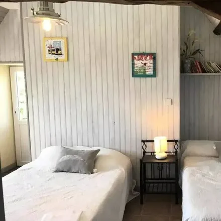 Rent this 1 bed house on 19140 Espartignac