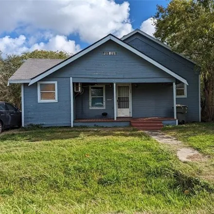 Buy this 3 bed house on 646 15th Street in Port Arthur, TX 77640