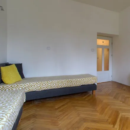 Rent this 4 bed room on Warsaw in Spiska 3, 02-302 Warsaw