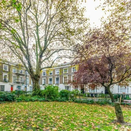 Rent this 3 bed apartment on Granville Square in London, WC1X 9PF