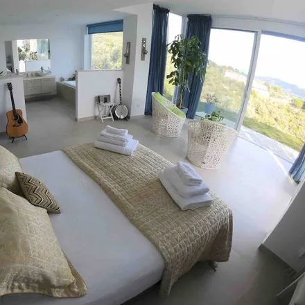 Rent this 3 bed house on Skiathos in Kalyvia, Sporades Regional Unit