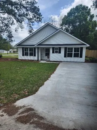 Buy this 4 bed house on Liberty Grace Boutique in Union Street, Ludowici
