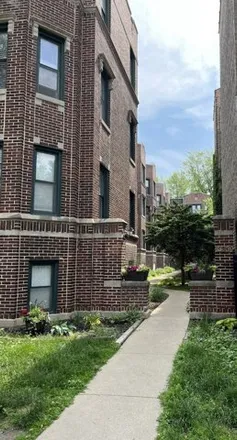 Rent this 1 bed house on 3839-3845 North Greenview Avenue in Chicago, IL 60640