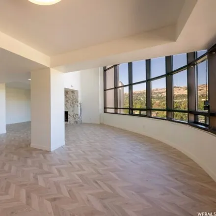 Image 4 - The Wilshire Condo, 1000 East, Salt Lake City, UT 84102, USA - Condo for sale