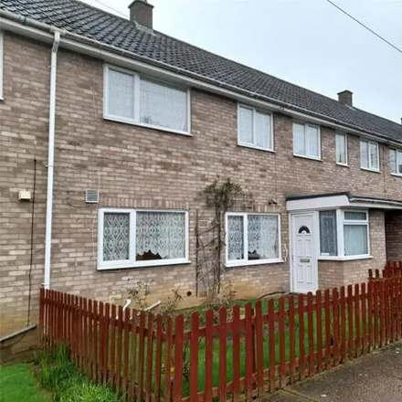 Buy this 3 bed townhouse on 19 Coolidge Gardens in Cottenham, CB24 8RQ