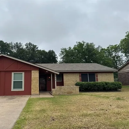 Rent this 4 bed house on 949 Skelly Street in Crowley, TX 76036