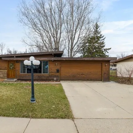 Buy this 4 bed house on 128 28th Street Southwest in Minot, ND 58701