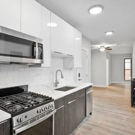 Image 6 - 1651-1655 West Jonquil Terrace, Chicago, IL 60626, USA - Apartment for rent