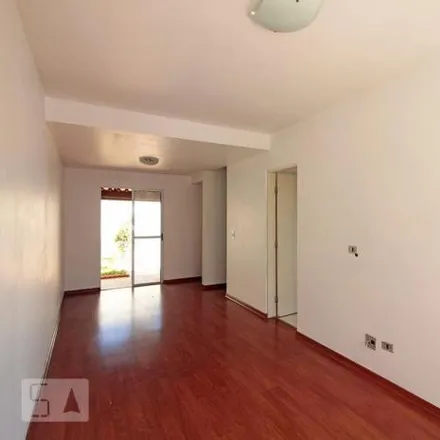 Rent this 3 bed house on Estrada Velha de Sorocaba in Jardim Guerreiro, Cotia - SP