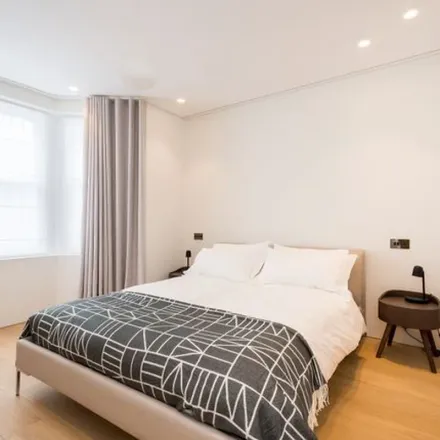 Image 6 - 28 Finborough Road, London, SW10 9ET, United Kingdom - Apartment for rent