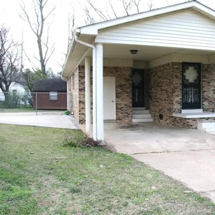 Buy this 3 bed house on 1899 Johnson Street in Dyersburg, TN 38024