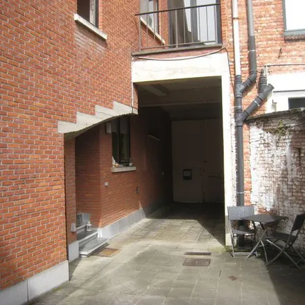 Rent this 2 bed apartment on Onze-Lieve-Vrouwstraat 19 in 3000 Leuven, Belgium