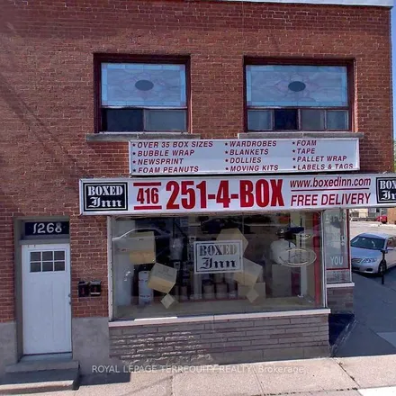 Image 3 - Boxed Inn, 1268 The Queensway, Toronto, ON M8Z 1S2, Canada - Apartment for rent