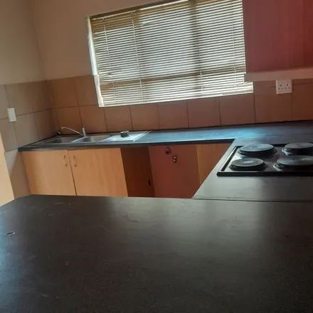 Image 6 - unnamed road, Vorna Valley, Midrand, 1681, South Africa - Apartment for rent