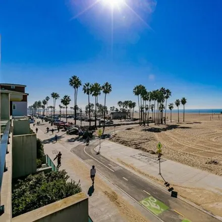 Image 8 - 111 Venice Beach Bike Path, Los Angeles, CA 90291, USA - Condo for rent