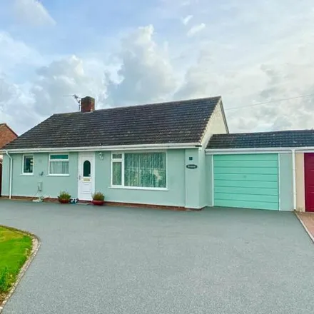 Buy this 3 bed house on 9 Overlands in Taunton, TA3 5JF