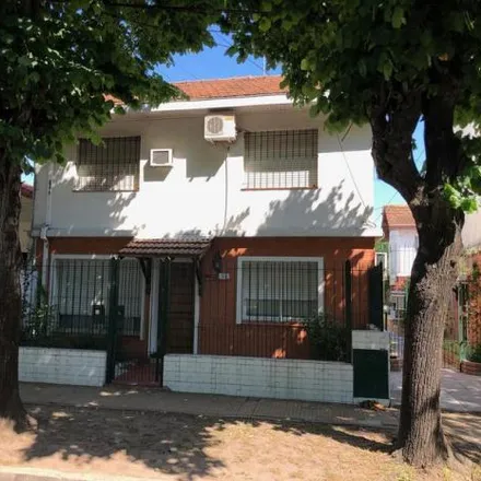 Buy this 3 bed house on Libertad 1250 in Martínez Oeste, B1640 FVB Martínez
