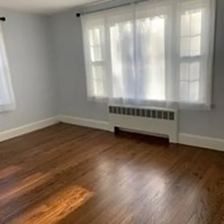 Rent this 3 bed apartment on 24 Central Street in Fayville, Southborough