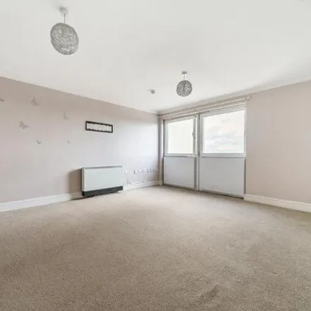 Buy this 2 bed apartment on Railway Tavern in Edmonton Green Shopping Centre, 19-20 Market Square