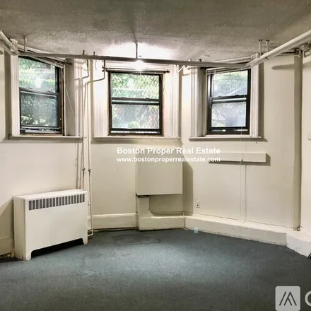 Rent this studio apartment on 177 Marlborough St