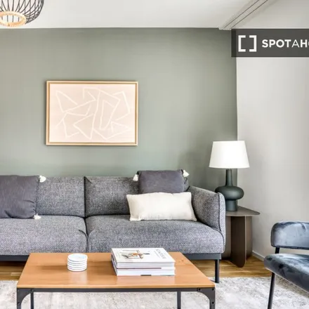 Rent this 2 bed apartment on Bleicherweg in 8002 Zurich, Switzerland