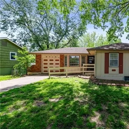 Buy this 3 bed house on 9753 East 50th Street in Kansas City, MO 64133