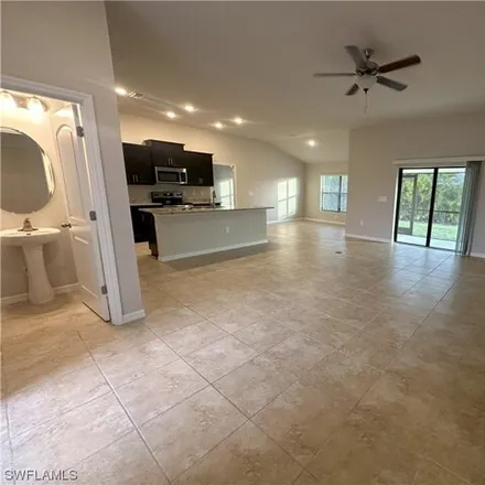 Image 2 - 3501 East Gator Circle, Cape Coral, FL 33909, USA - House for rent