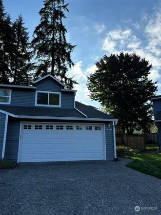 Rent this 3 bed house on 13217 NE 139th Pl in Kirkland, Washington