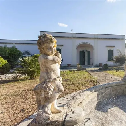 Buy this 5 bed house on Lecce