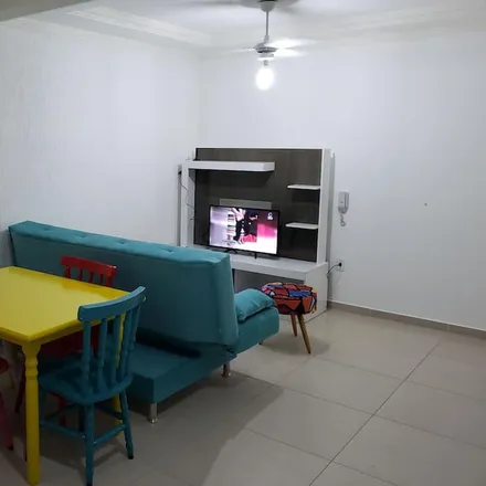 Rent this 2 bed house on Ingleses do Rio Vermelho in Florianópolis, Brazil
