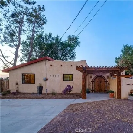 Buy this 3 bed house on 11522 Oriole Road in Apple Valley, CA 92308