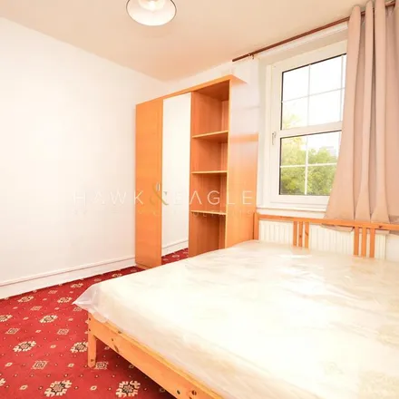 Rent this 1 bed room on Electric House in Bow Road, Bromley-by-Bow