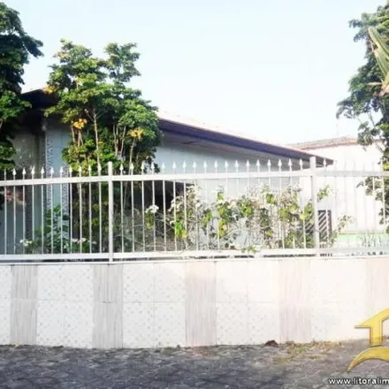 Buy this 2 bed house on Avenida Padre Anchieta in Centro, Peruíbe - SP