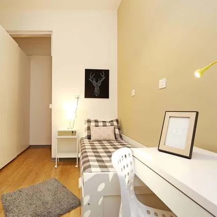 Rent this 6 bed room on Credito Artigiano in Via della Camilluccia, 00100 Rome RM