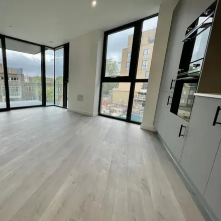 Image 3 - Mulberry Apartments, 1-40 Coster Avenue, London, N4 2TG, United Kingdom - Apartment for sale