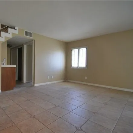 Image 5 - 12926 Arlington Lane, Chino, CA 91710, USA - House for rent