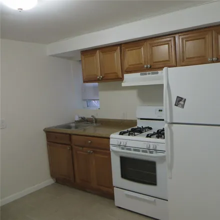 Image 4 - 84 Rochester Avenue, City of Long Beach, NY 11561, USA - Apartment for rent