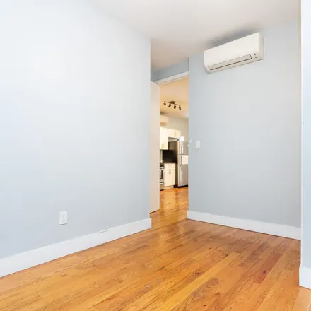 Image 7 - 1425 Broadway, New York, NY 11221, USA - Apartment for rent