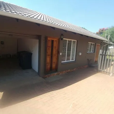 Image 6 - Medlar Road, Johannesburg Ward 101, Randburg, 2118, South Africa - Apartment for rent