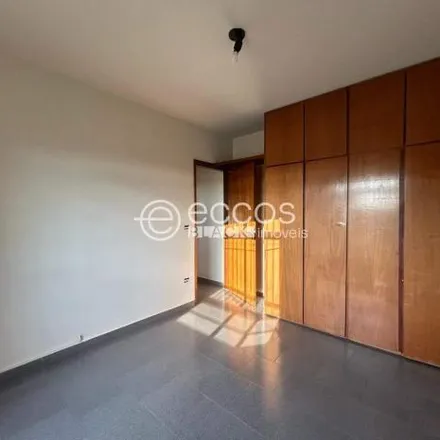 Buy this 3 bed apartment on Avenida Mato Grosso in Nossa Senhora Aparecida, Uberlândia - MG