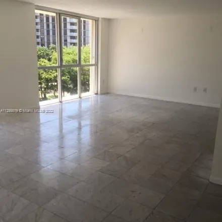 Image 1 - 350 Grapetree Drive, Key Biscayne, Miami-Dade County, FL 33149, USA - Apartment for rent