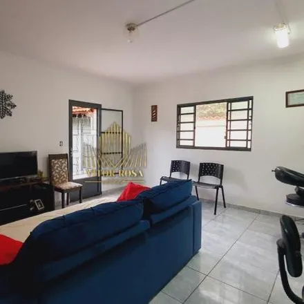 Buy this 2 bed house on Avenida Doutor Plínio Salgado in Parque Brasil, Bragança Paulista - SP