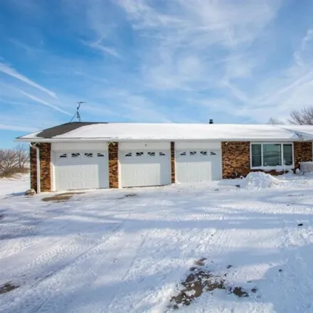 Buy this 4 bed house on 1712 452nd Avenue in Clinton County, IA 52732