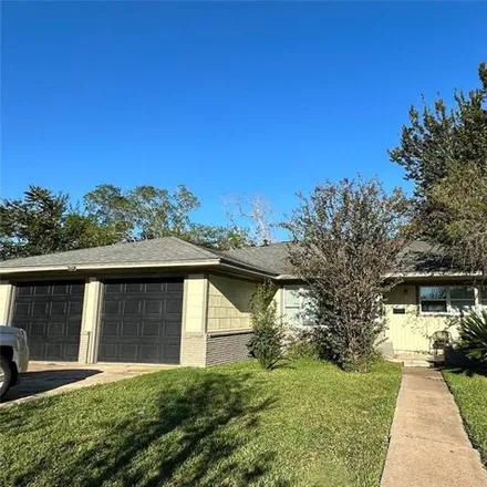 Buy this 3 bed house on 1994 Mississippi Street in Baytown, TX 77520